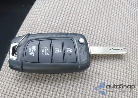 2020 Hyundai Accent Sel z USA, uszkodzony, nr VIN 3KPC24A6XLE111619